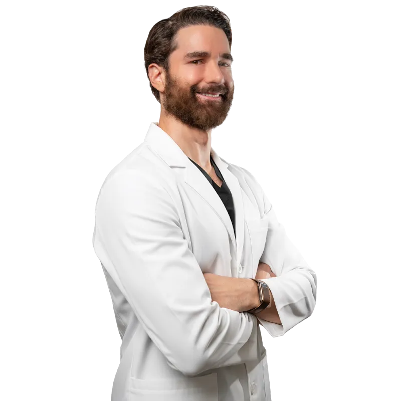 dr-shaun-cole-vein-specialist-astoria-vein-centers-ny Dr. Shaun Cole, board-certified vein specialist at Vein Centers NY in Astoria, New York.